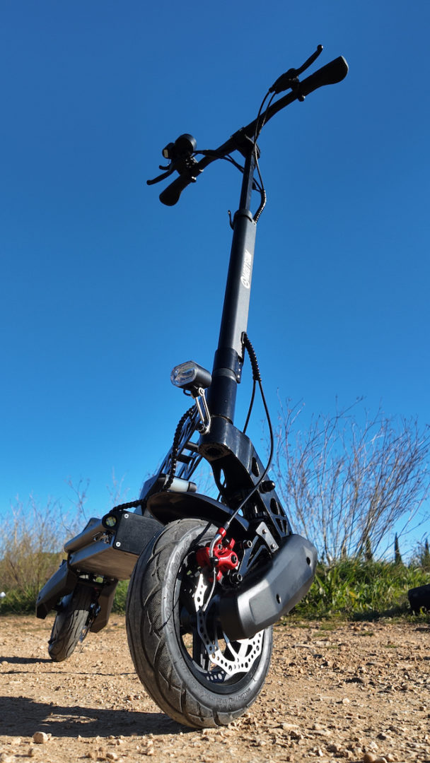 Trottinette électrique UrbanGlide 25 km/h 15 km d'autonomie 350 W écran